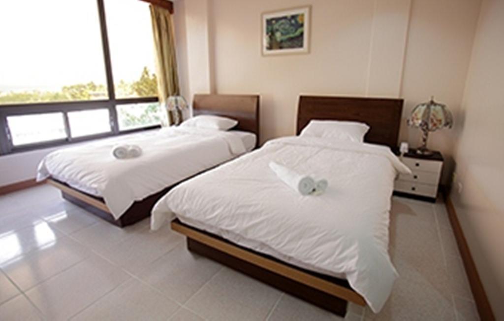 Palau Paradise Hotel Koror Room photo